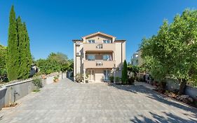 Apartments Ankica